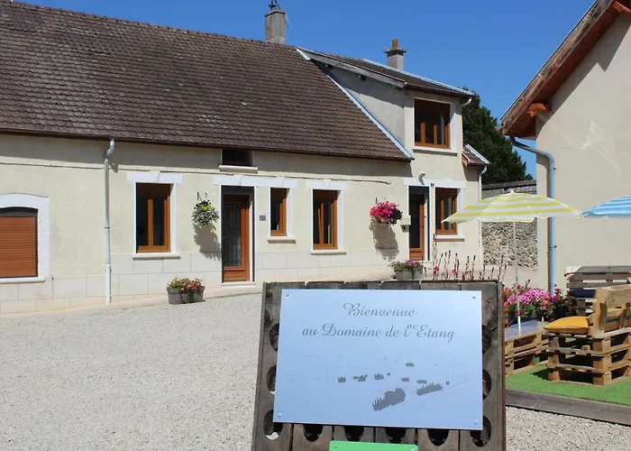 Le Domaine De L Etang Le Merger