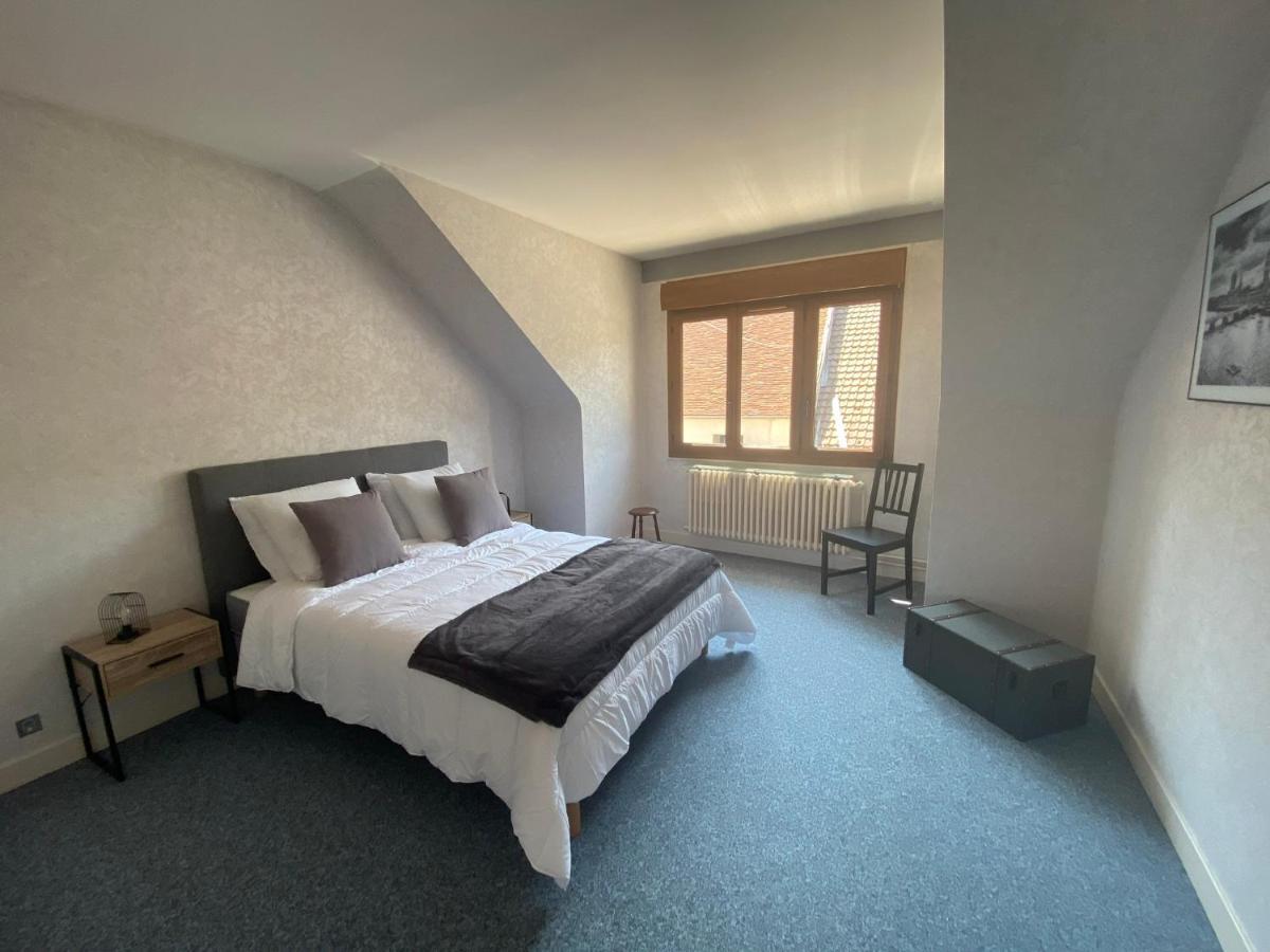 Le Domaine De L Etang Le Merger Holiday home