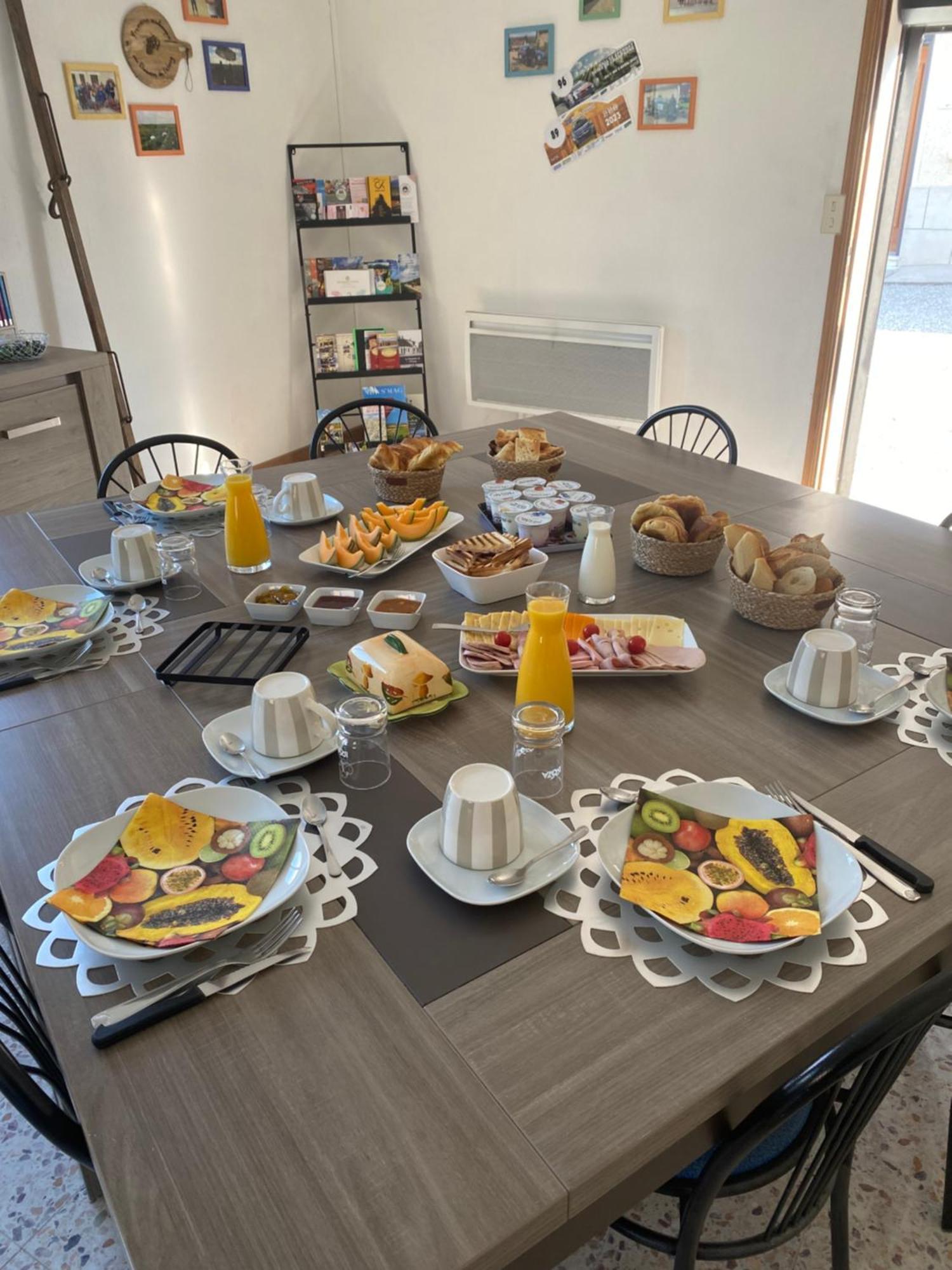 Holiday home Le Domaine De L Etang Le Merger Oeuilly